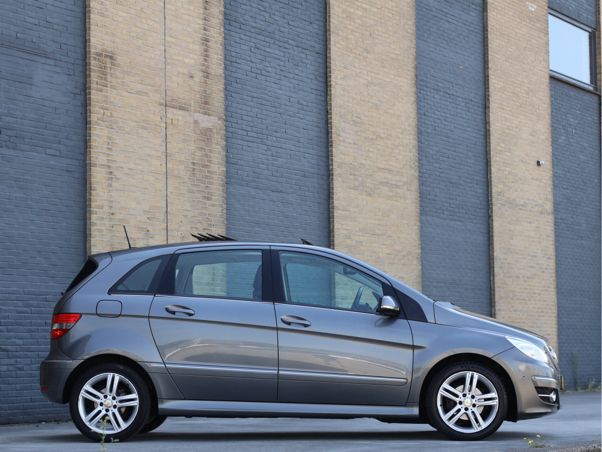 Mercedes-Benz B-Klasse 180 Designo Sport Automaat