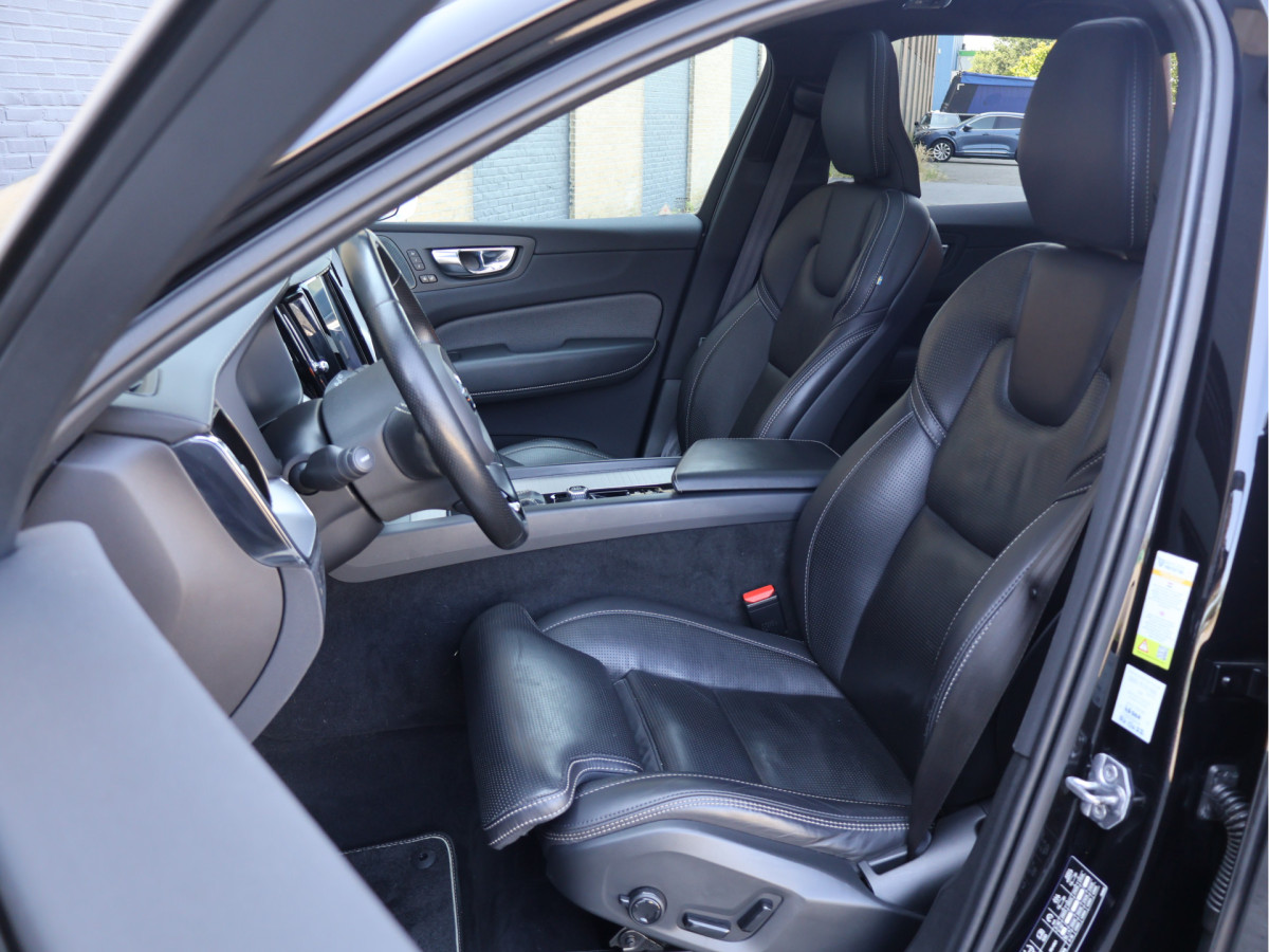 Volvo XC60 2.0 T6 AWD R-Design