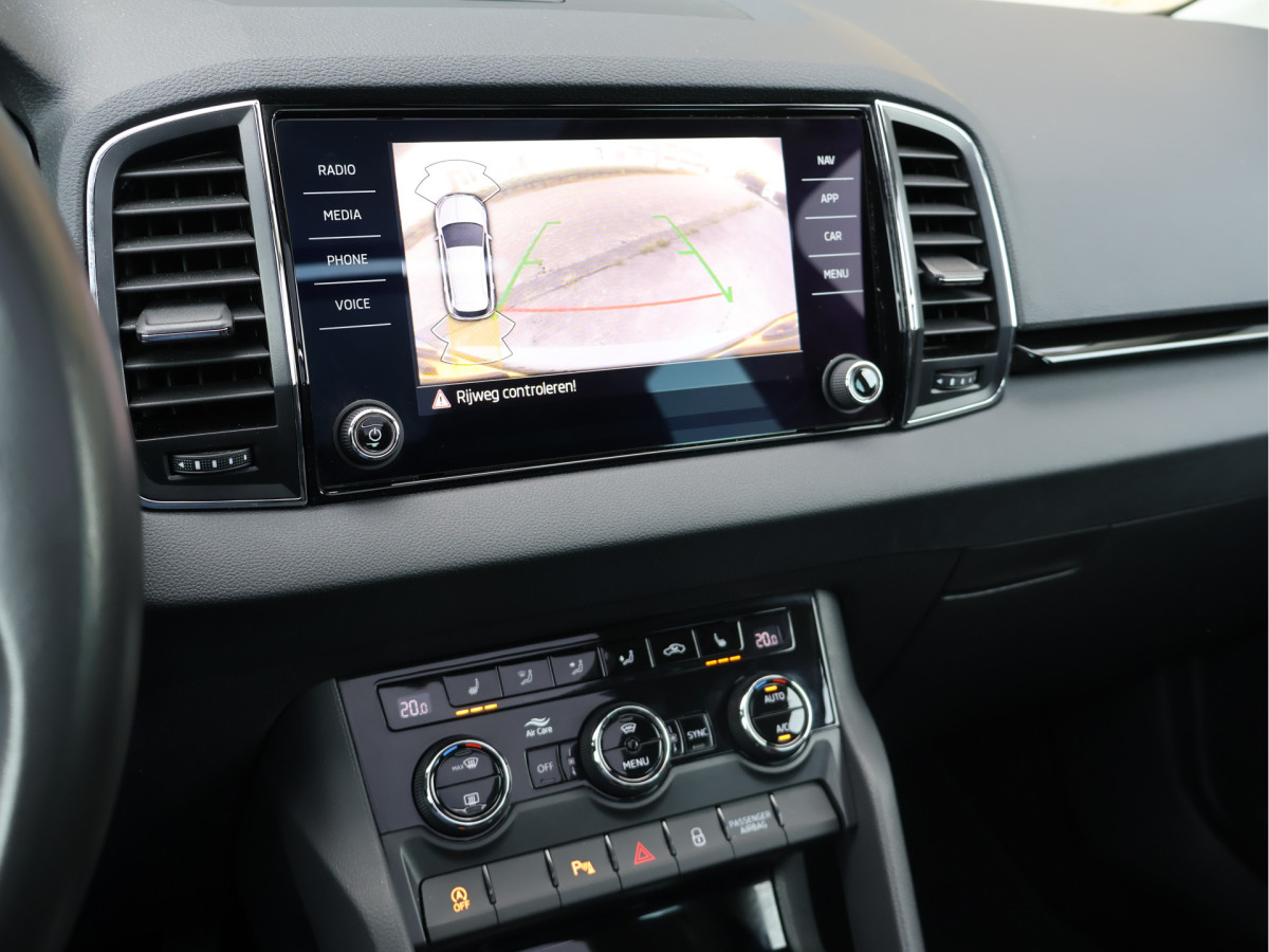 Škoda Karoq 1.5 TSI DSG Business Edition Plus