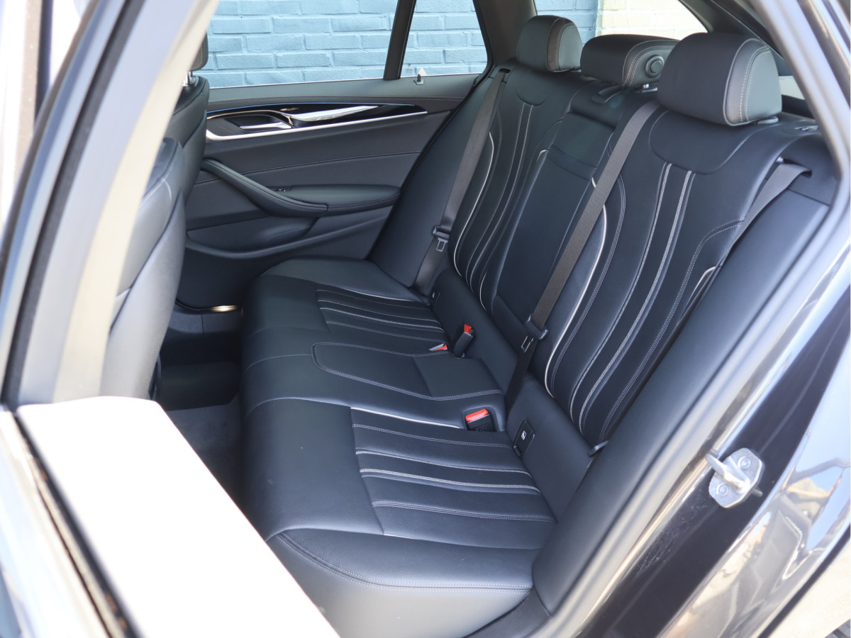 BMW 5 Serie Touring 530e xDrive Luxury Line