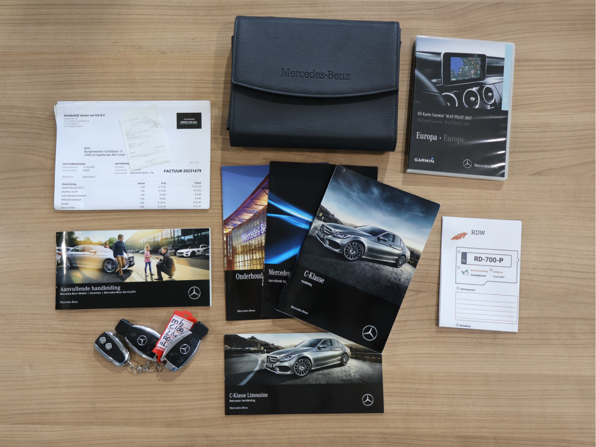 Mercedes-Benz C-Klasse 180 AMG line