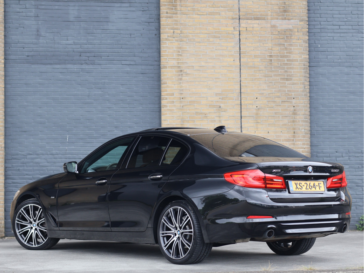 BMW 5 Serie 530i xDrive Sport Line