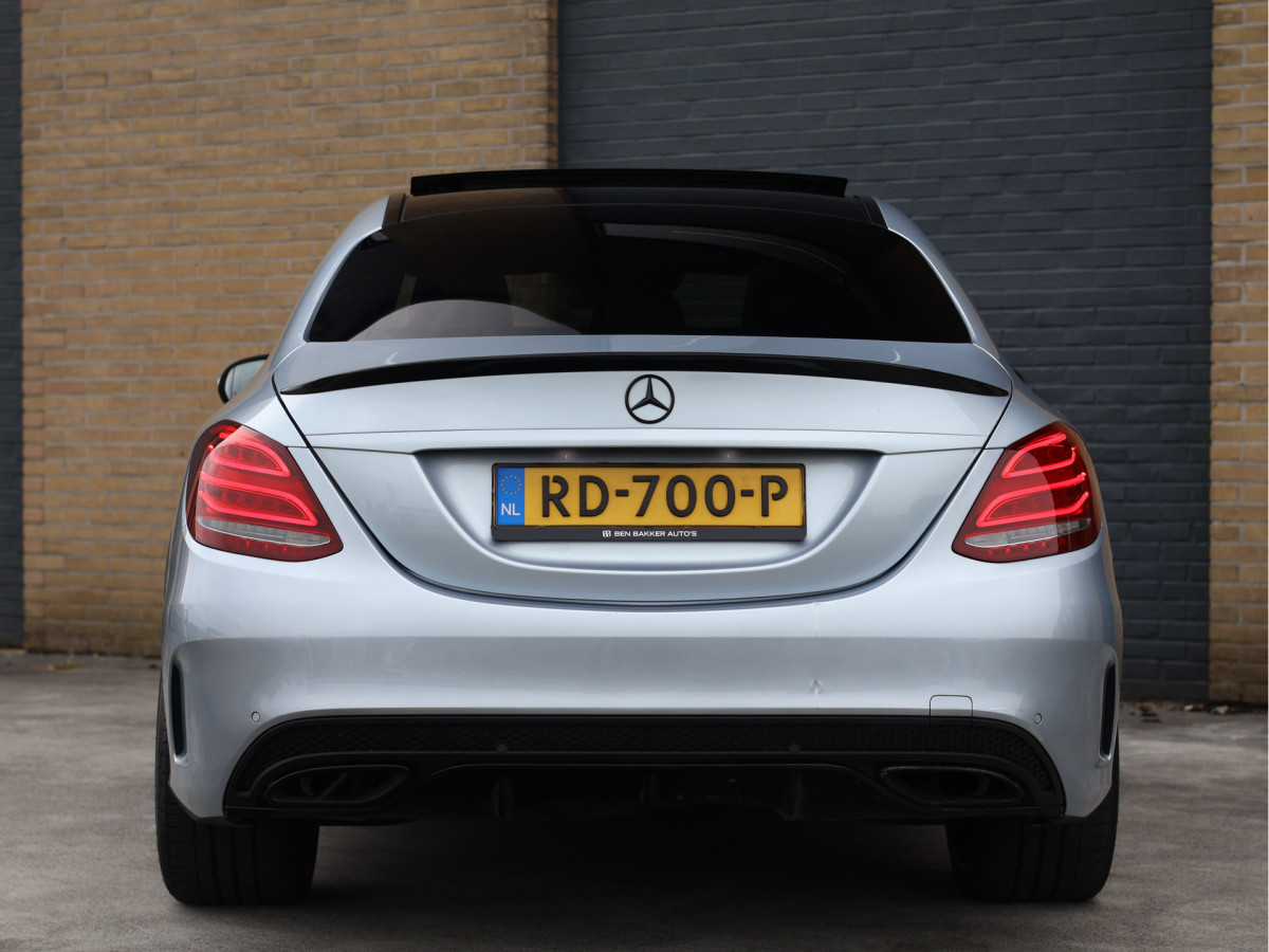 Mercedes-Benz C-Klasse 180 AMG line