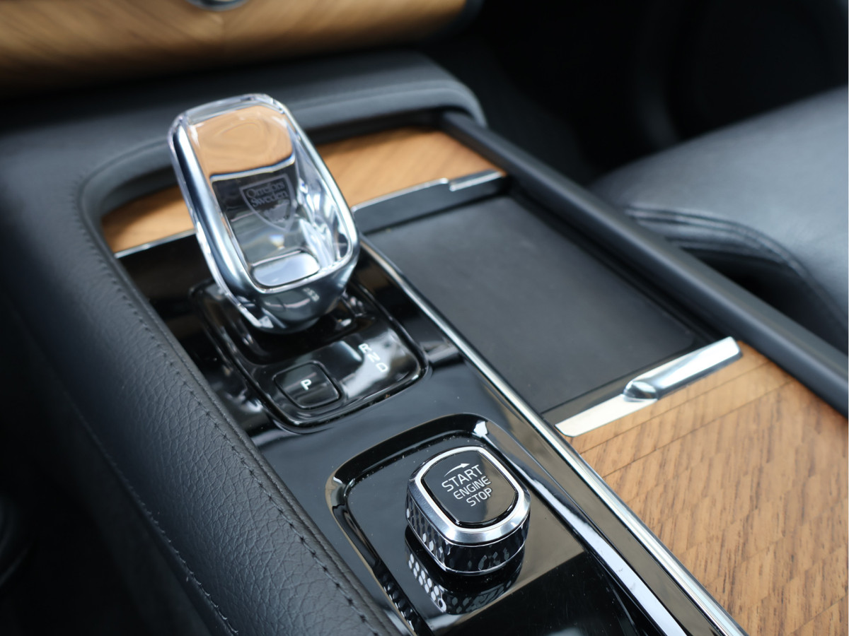 Volvo XC90 2.0 T8 Recharge AWD Inscription 7p.