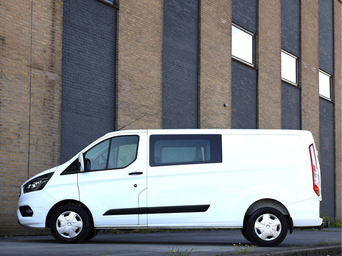 Ford Transit Custom 320 2.0 TDCI L2H1 Trend DC
