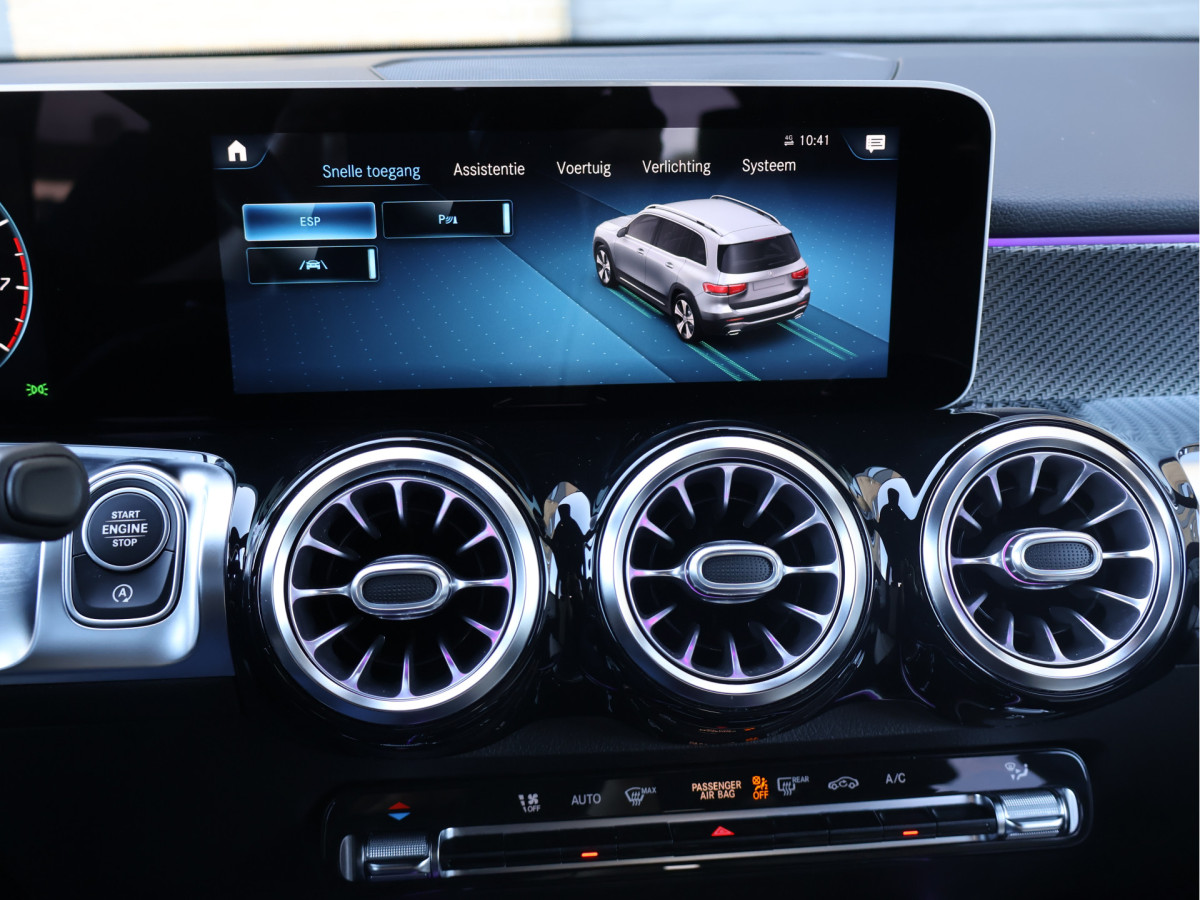 Mercedes-Benz GLB 200 Business Solution AMG