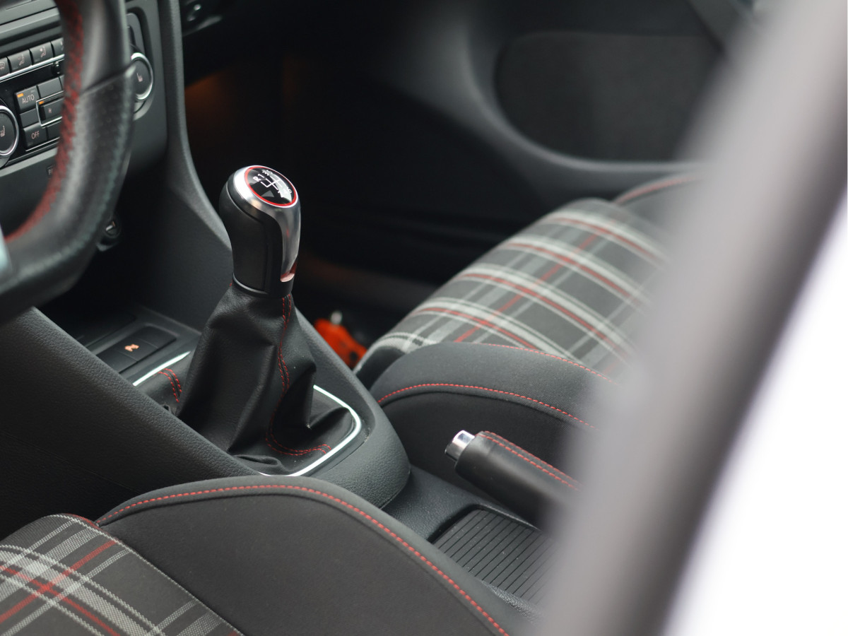 Volkswagen Golf 2.0 GTI