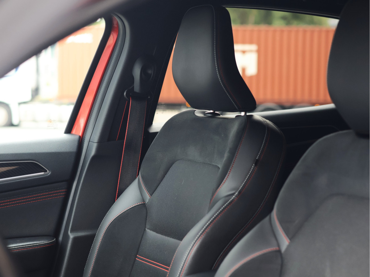 Renault Arkana 1.6 E-Tech Hybrid 145 R.S. Line
