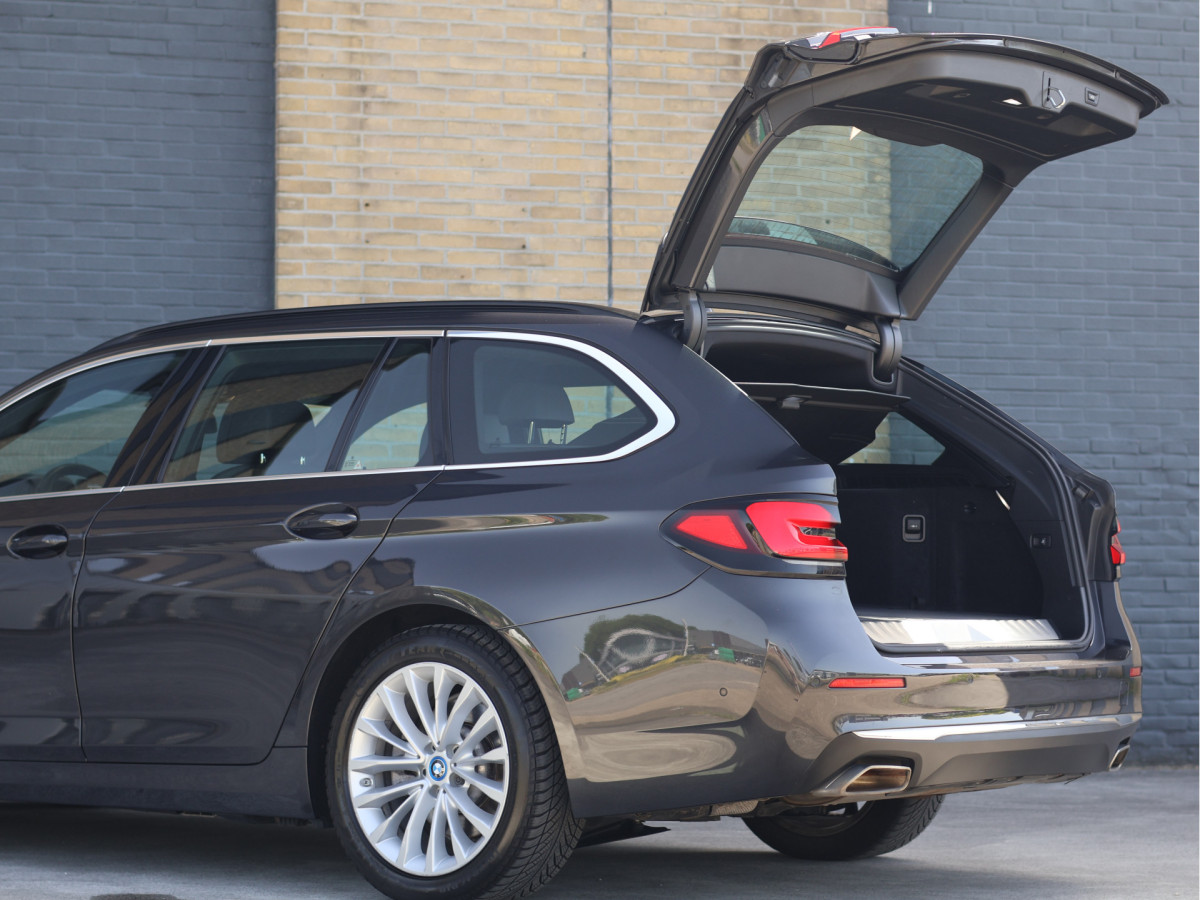 BMW 5 Serie Touring 530e xDrive Luxury Line