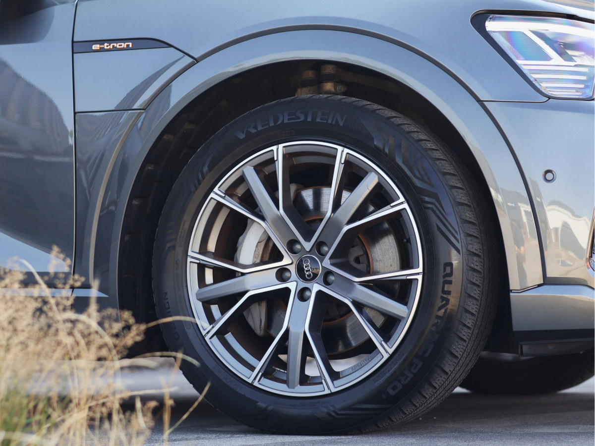 Audi e-tron 50 quattro 71 kWh S-line