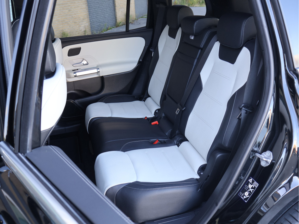 Mercedes-Benz GLB 200 Business Solution AMG