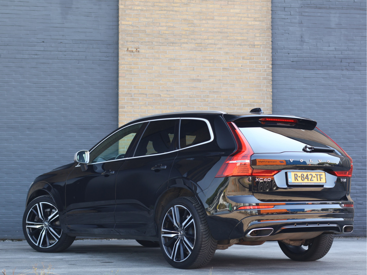 Volvo XC60 2.0 T6 AWD R-Design