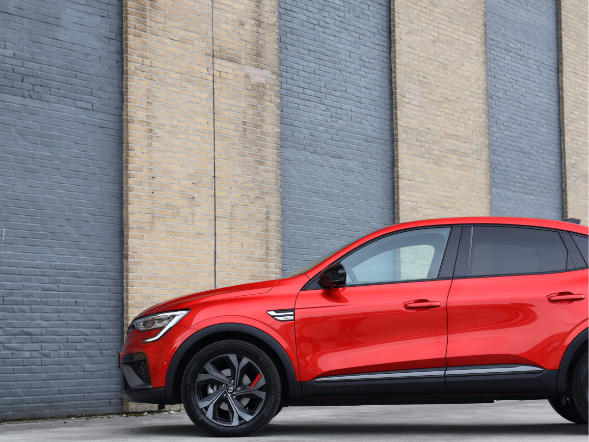 Renault Arkana 1.6 E-Tech Hybrid 145 R.S. Line