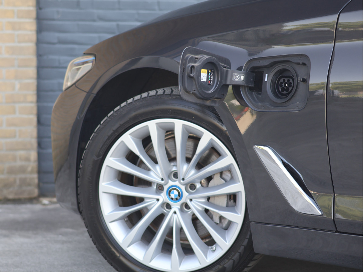BMW 5 Serie Touring 530e xDrive Luxury Line