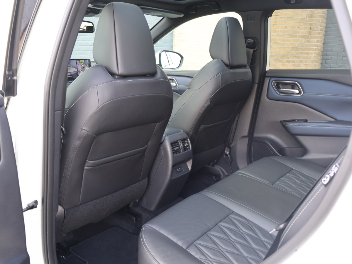 Nissan QASHQAI 1.3 MHEV Xtronic Tekna Plus