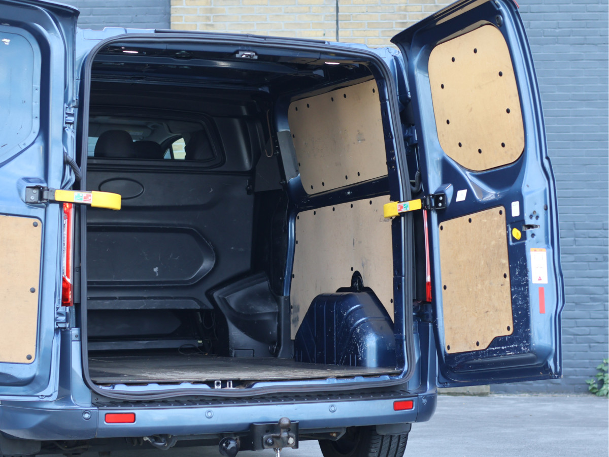 Ford Transit Custom 320 2.0 TDCI L2H1 Sport Automaat