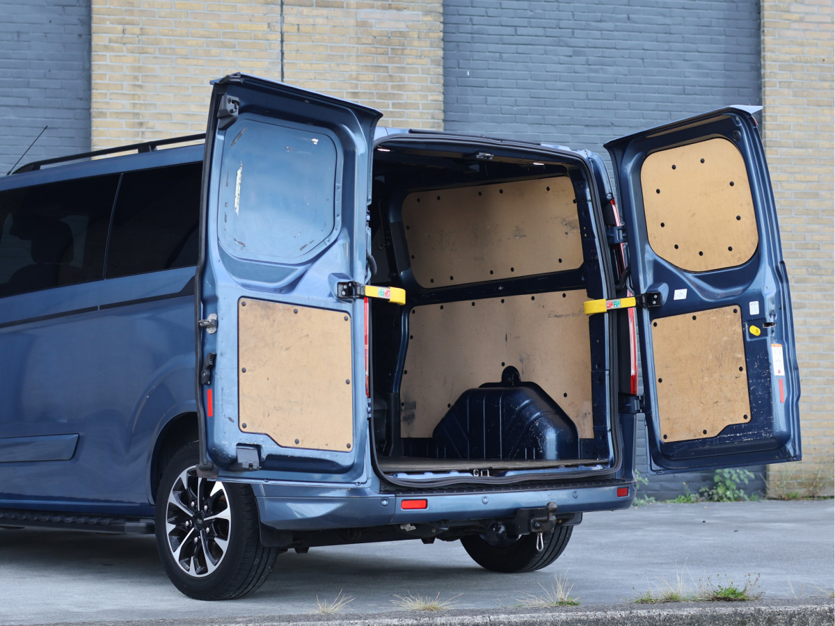 Ford Transit Custom 320 2.0 TDCI L2H1 Sport Automaat