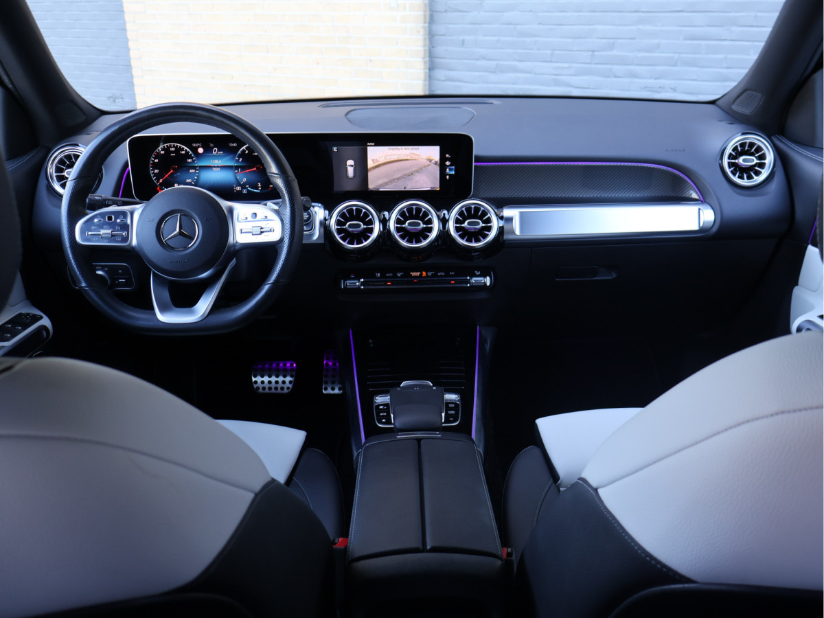 Mercedes-Benz GLB 200 Business Solution AMG