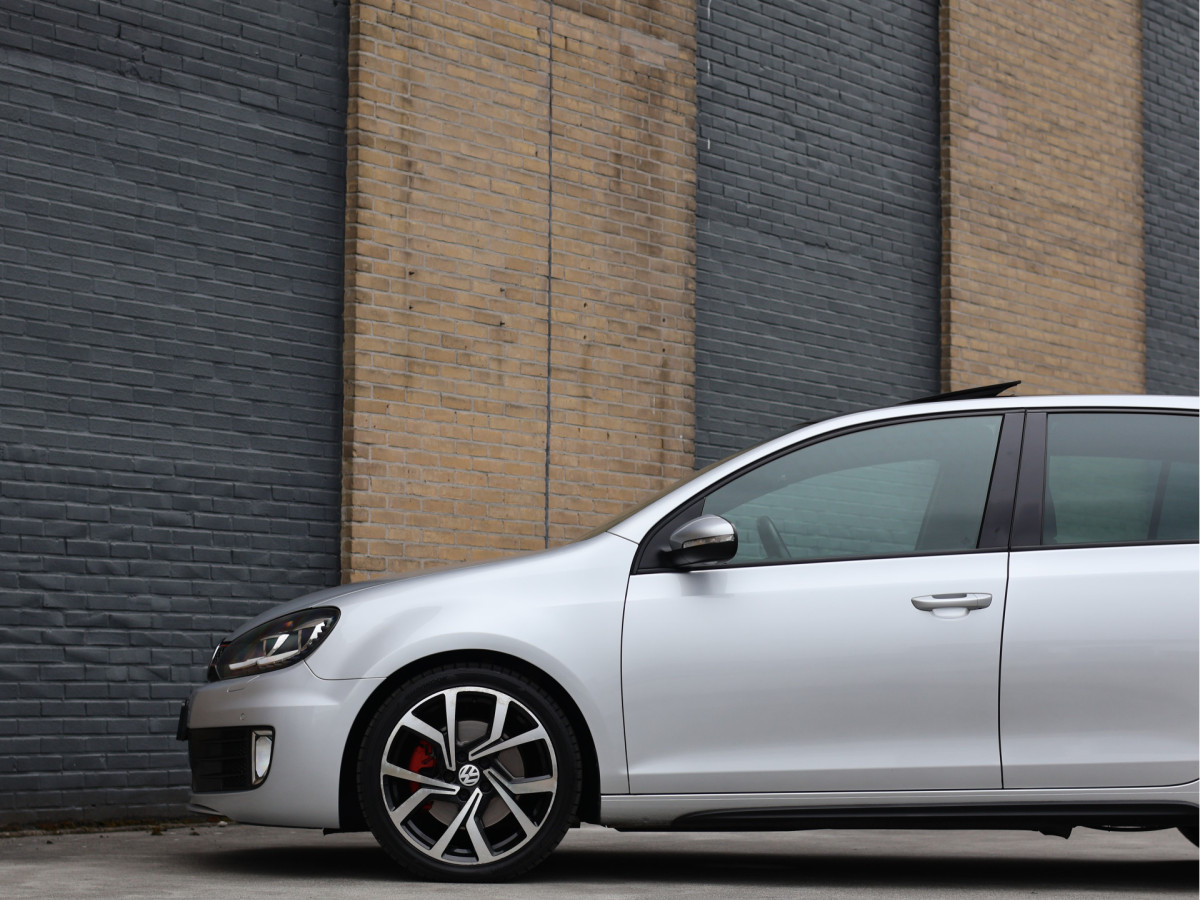Volkswagen Golf 2.0 GTI