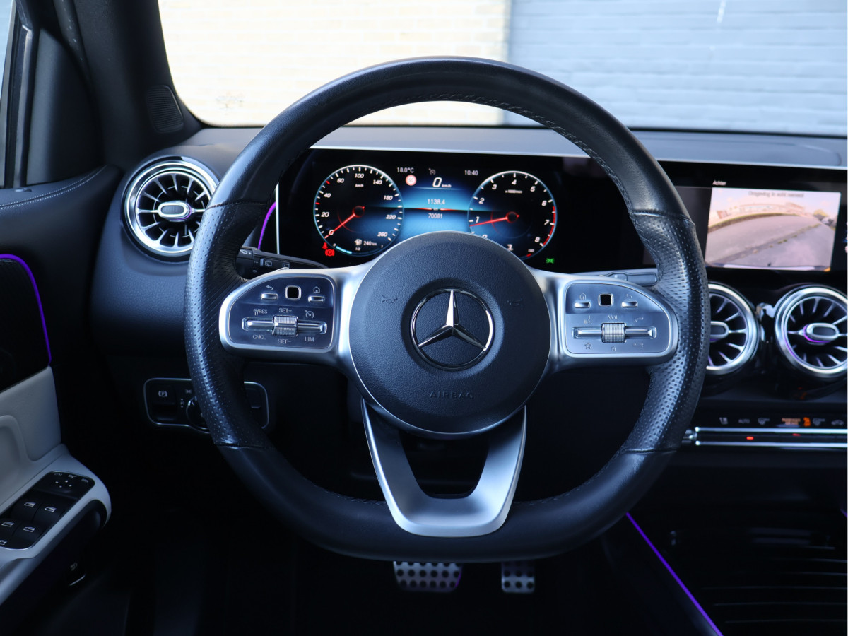 Mercedes-Benz GLB 200 Business Solution AMG