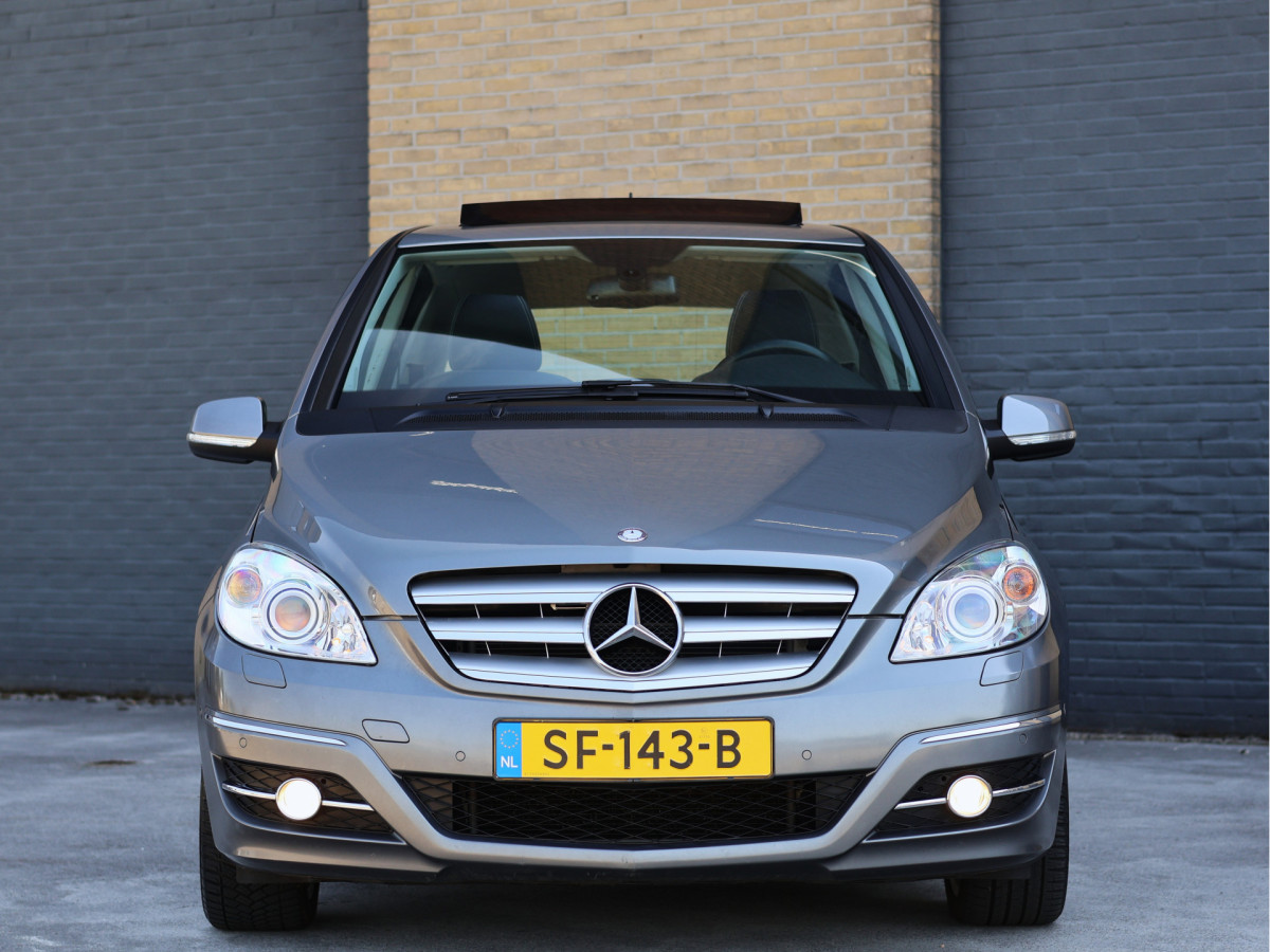 Mercedes-Benz B-Klasse 180 Designo Sport Automaat