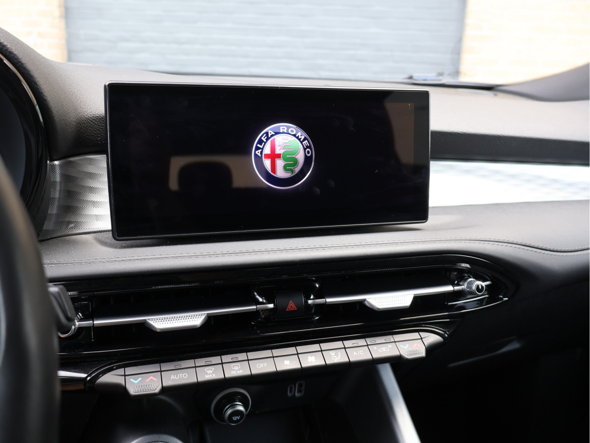 Alfa Romeo Tonale 1.5T Hybrid Edizione Speciale