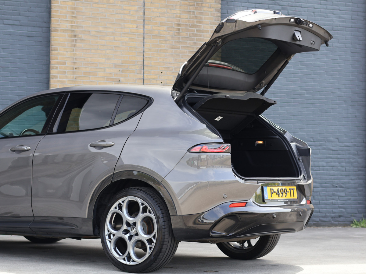 Alfa Romeo Tonale 1.5T Hybrid Edizione Speciale