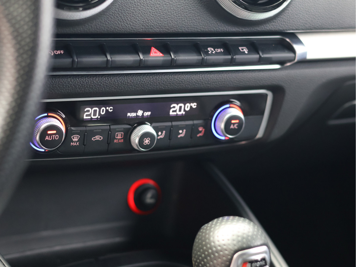 Audi A3 Sportback 1.2 TFSI S-line Automaat