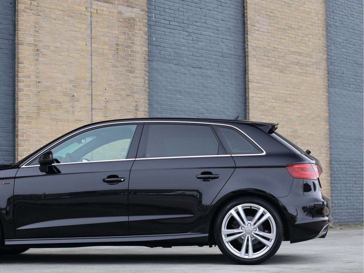 Audi A3 Sportback 1.2 TFSI S-line Automaat
