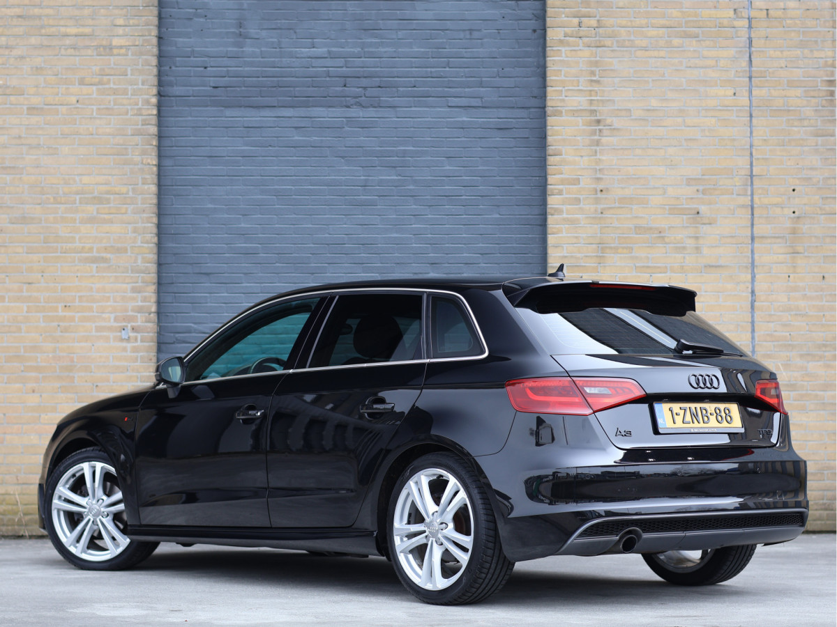 Audi A3 Sportback 1.2 TFSI S-line Automaat