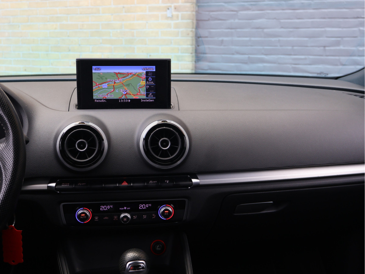 Audi A3 Sportback 1.2 TFSI S-line Automaat