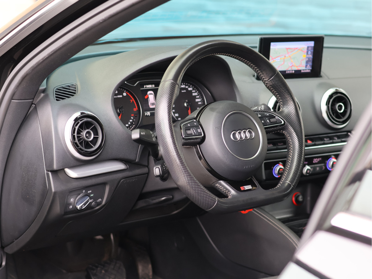 Audi A3 Sportback 1.2 TFSI S-line Automaat