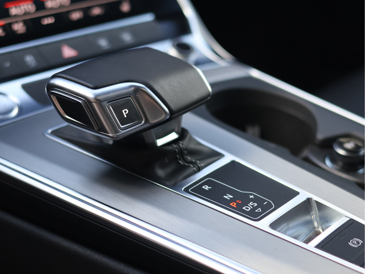 Audi A6 Avant 45 TFSI S edition