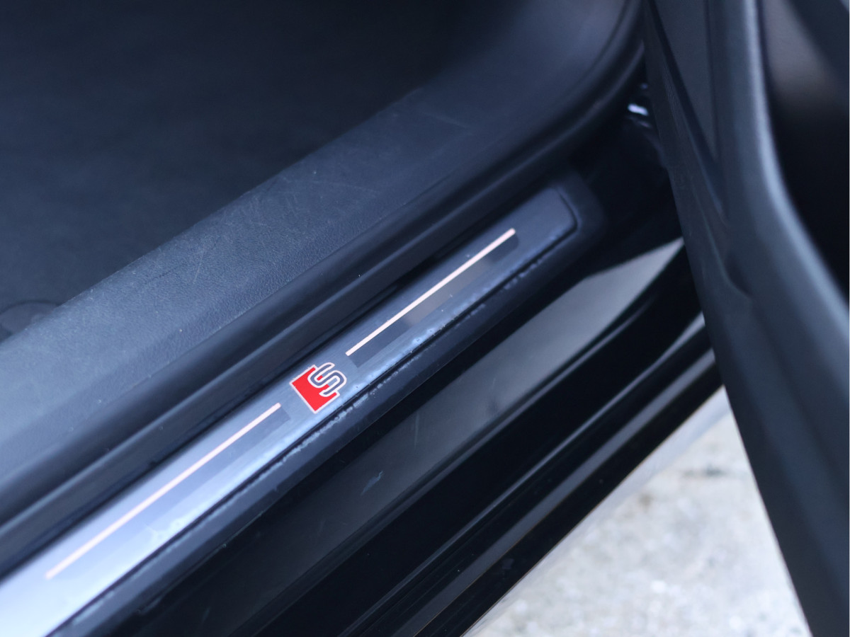 Audi A6 Avant 55 TFSI quattro S edition