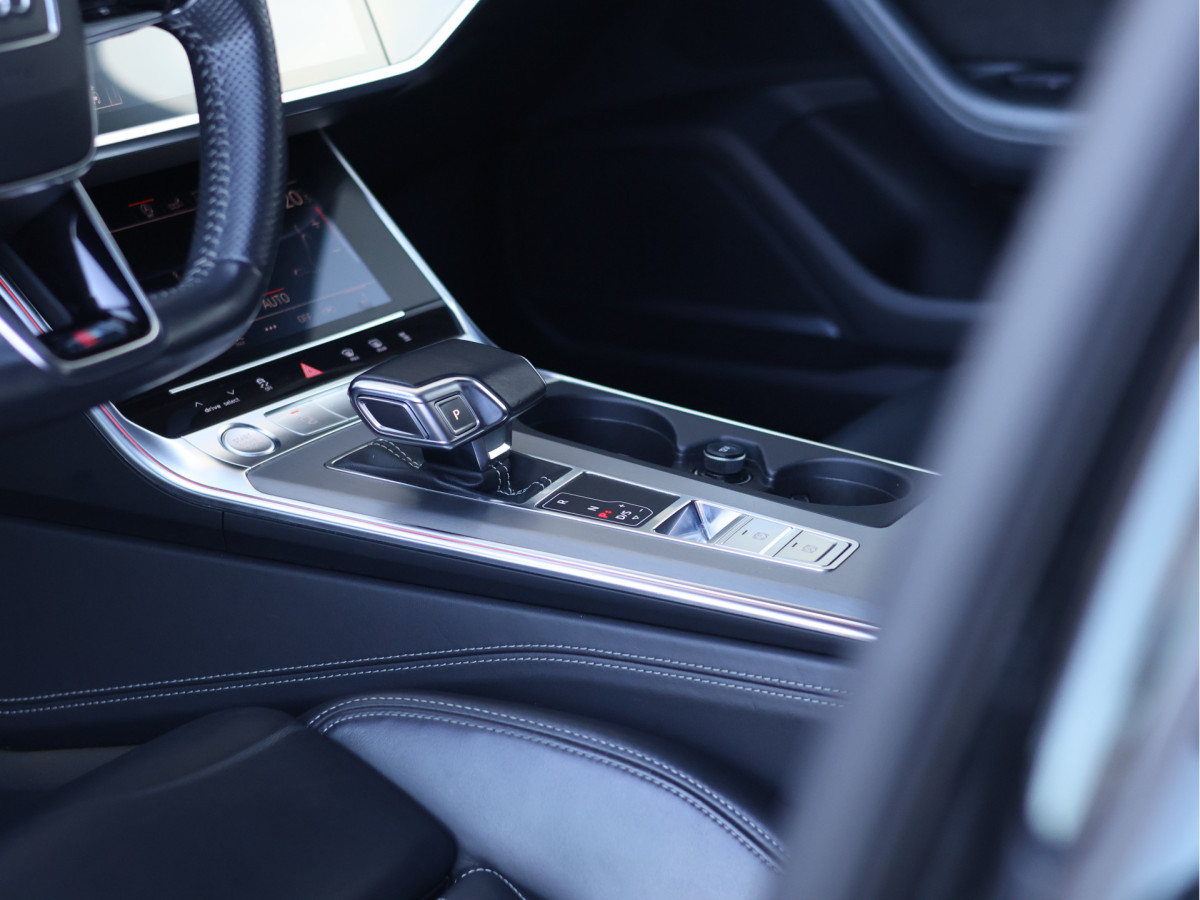 Audi A6 Avant 55 TFSI quattro S edition