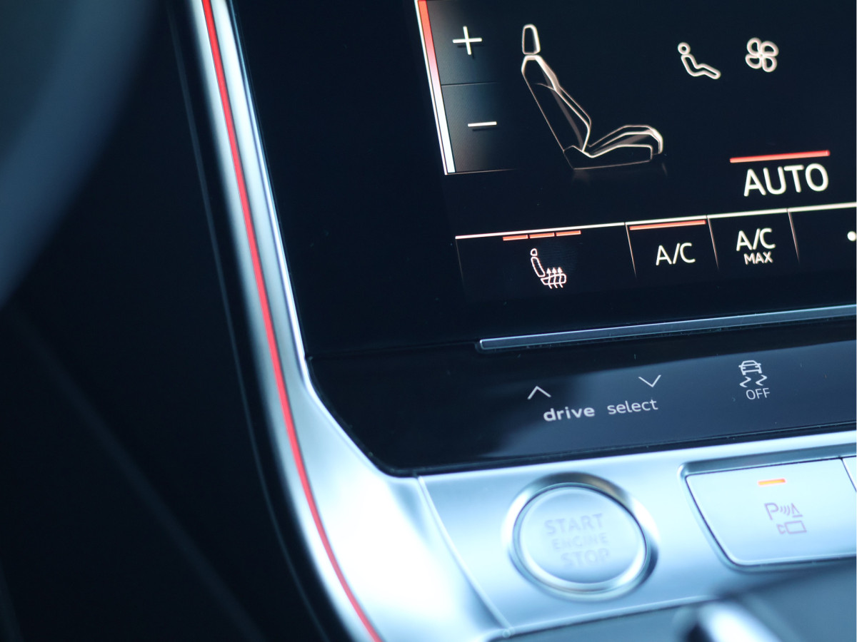 Audi A6 Avant 55 TFSI quattro S edition