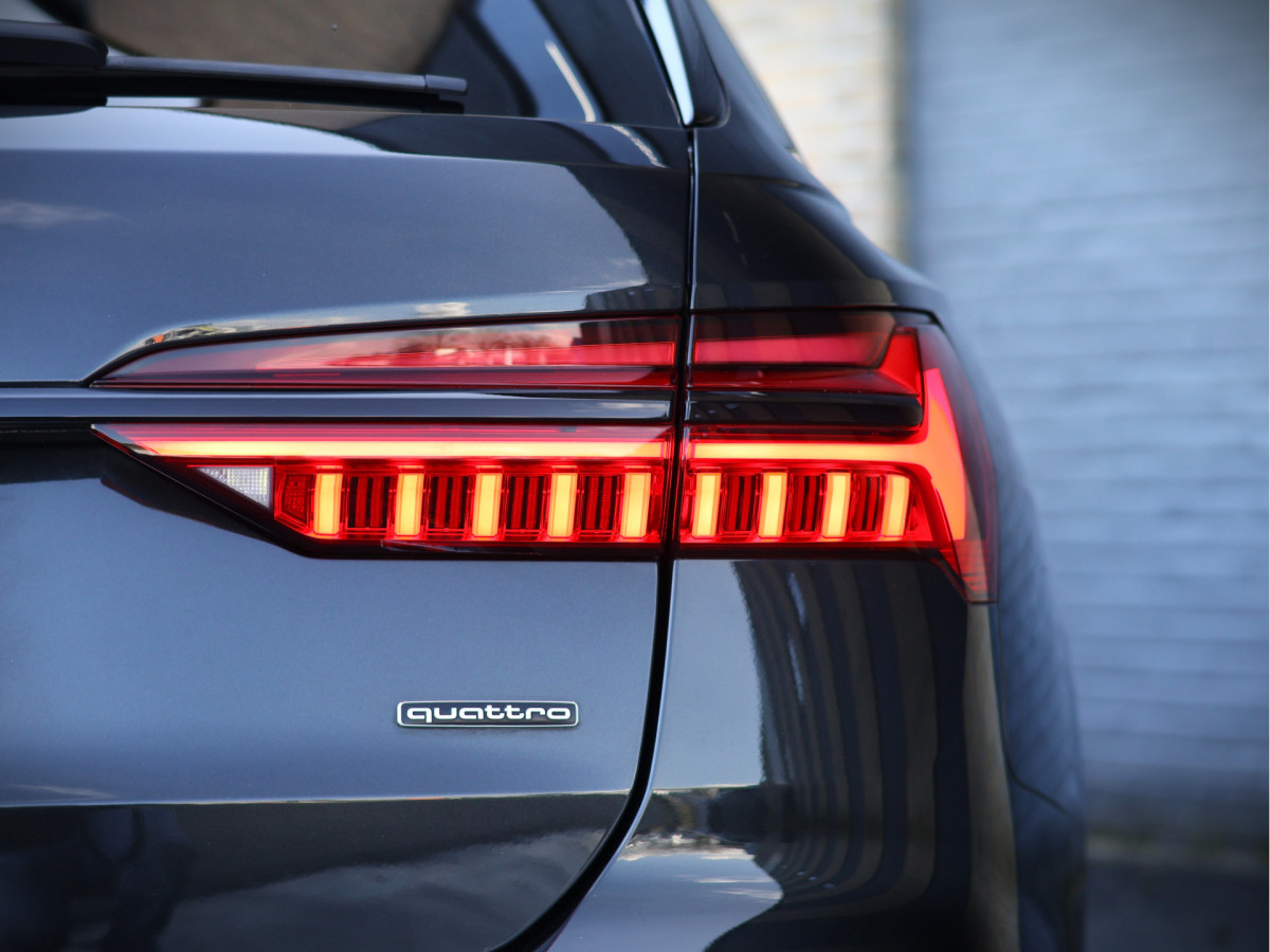 Audi A6 Avant 55 TFSI V6 quattro S-line 340PK