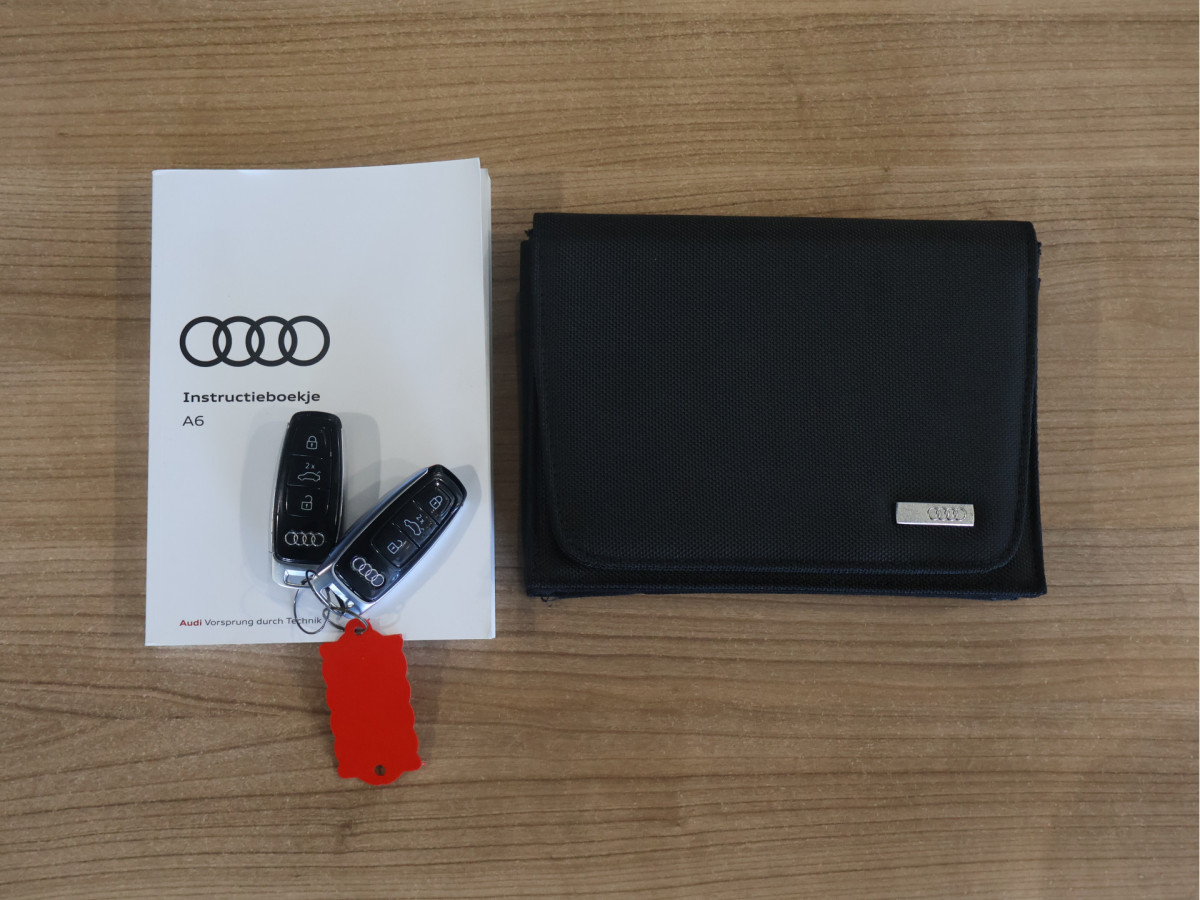 Audi A6 Avant 55 TFSI V6 quattro S-line 340PK