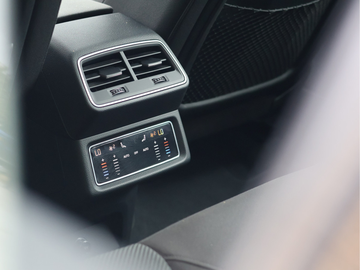 Audi e-tron 50 quattro 71 kWh S-line
