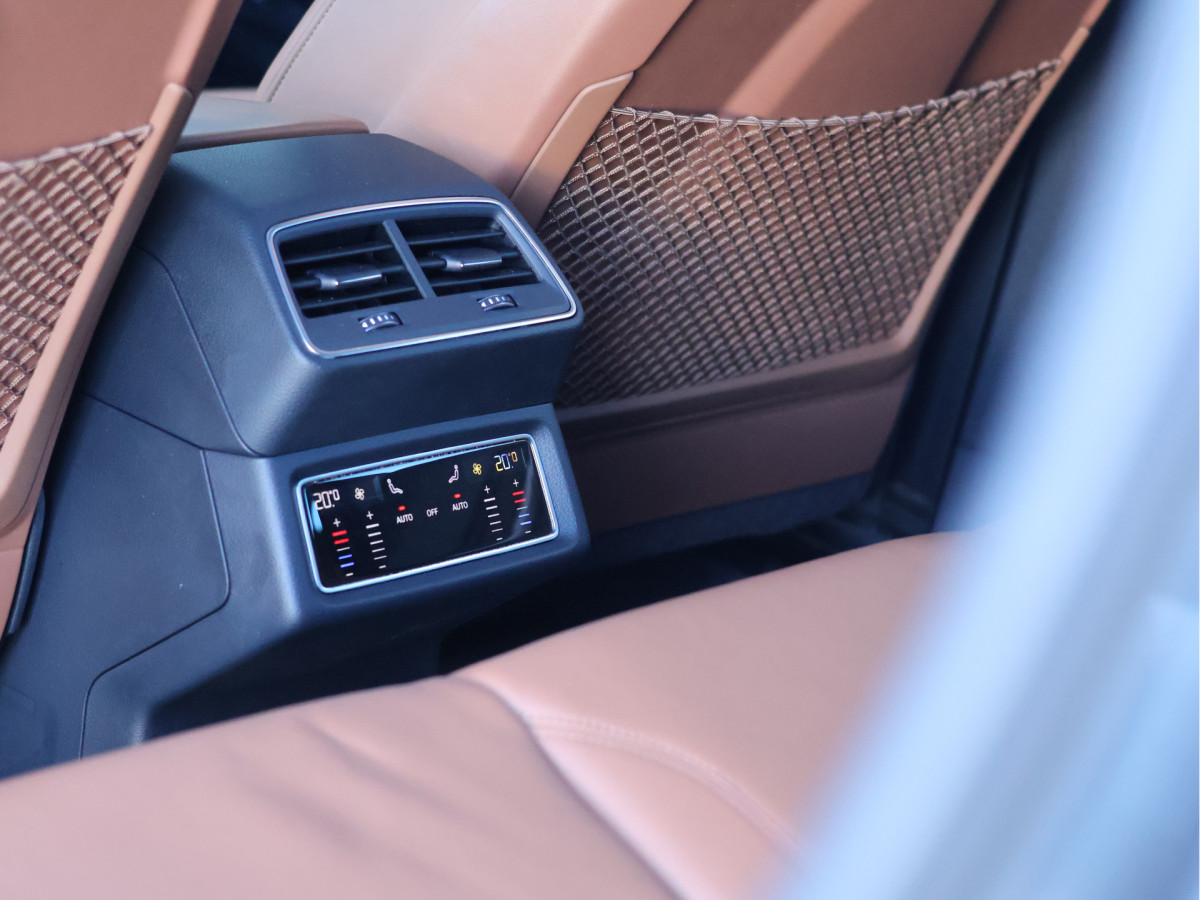 Audi e-tron 55 quattro Business Plus 95 kWh S-line