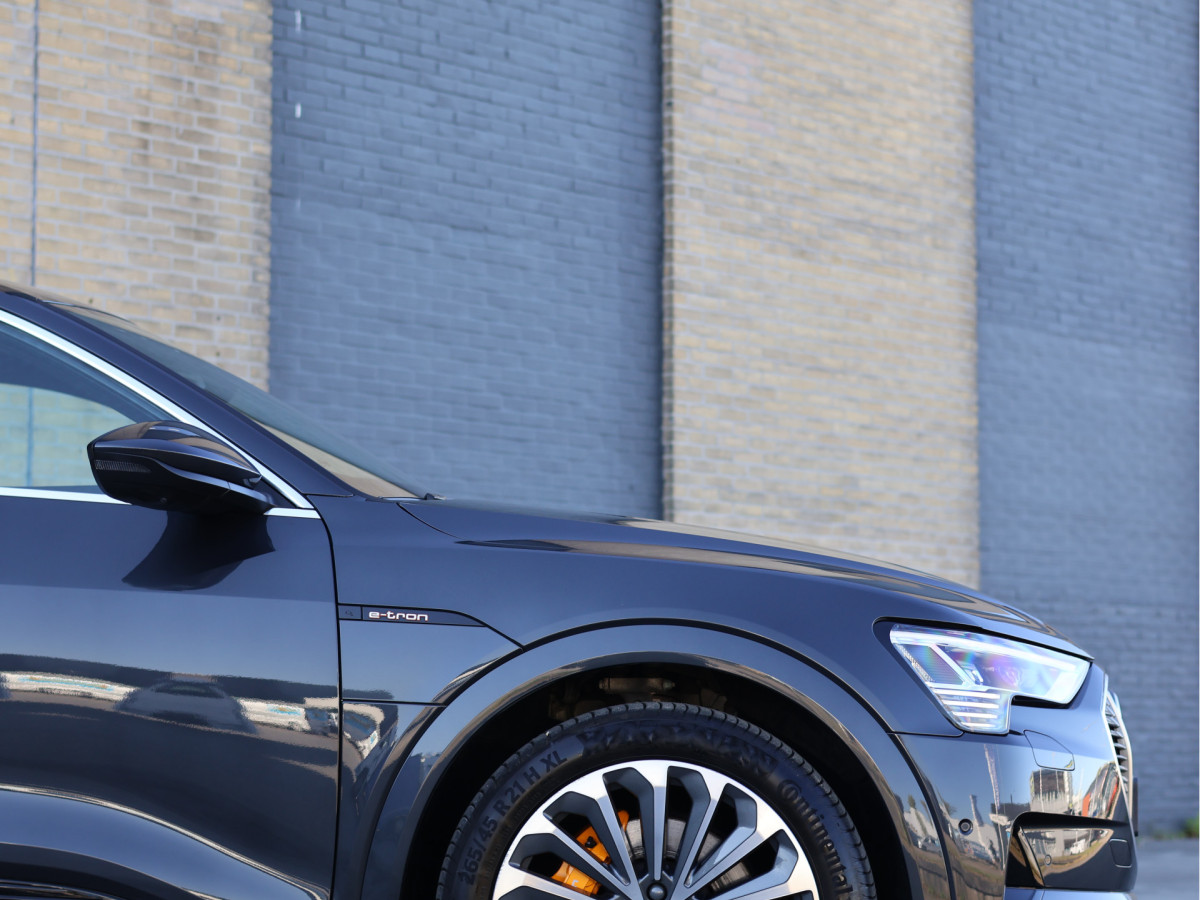 Audi e-tron 55 quattro Business Plus 95 kWh S-line