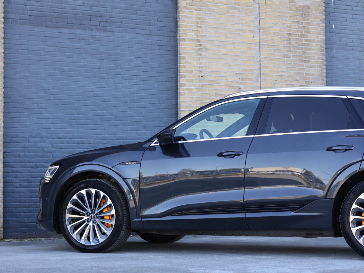 Audi e-tron 55 quattro Business Plus 95 kWh S-line