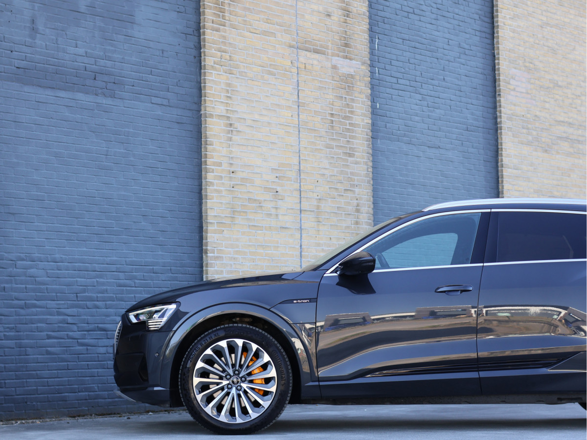 Audi e-tron 55 quattro Business Plus 95 kWh S-line