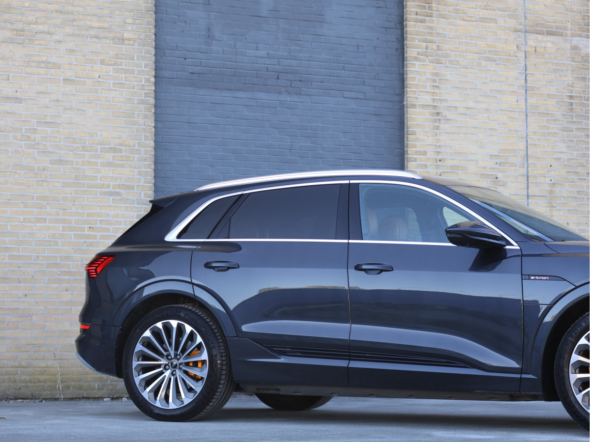 Audi e-tron 55 quattro Business Plus 95 kWh S-line