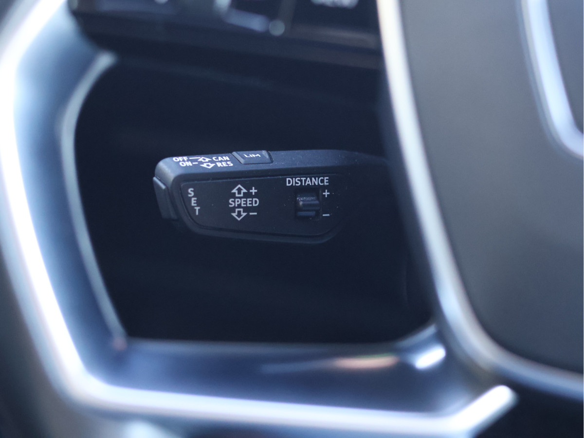 Audi e-tron 55 quattro Business Plus 95 kWh S-line