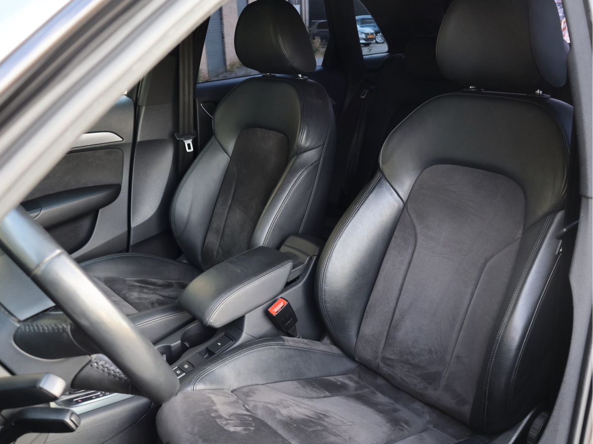 Audi Q3 2.0 TFSI quattro S line Automaat