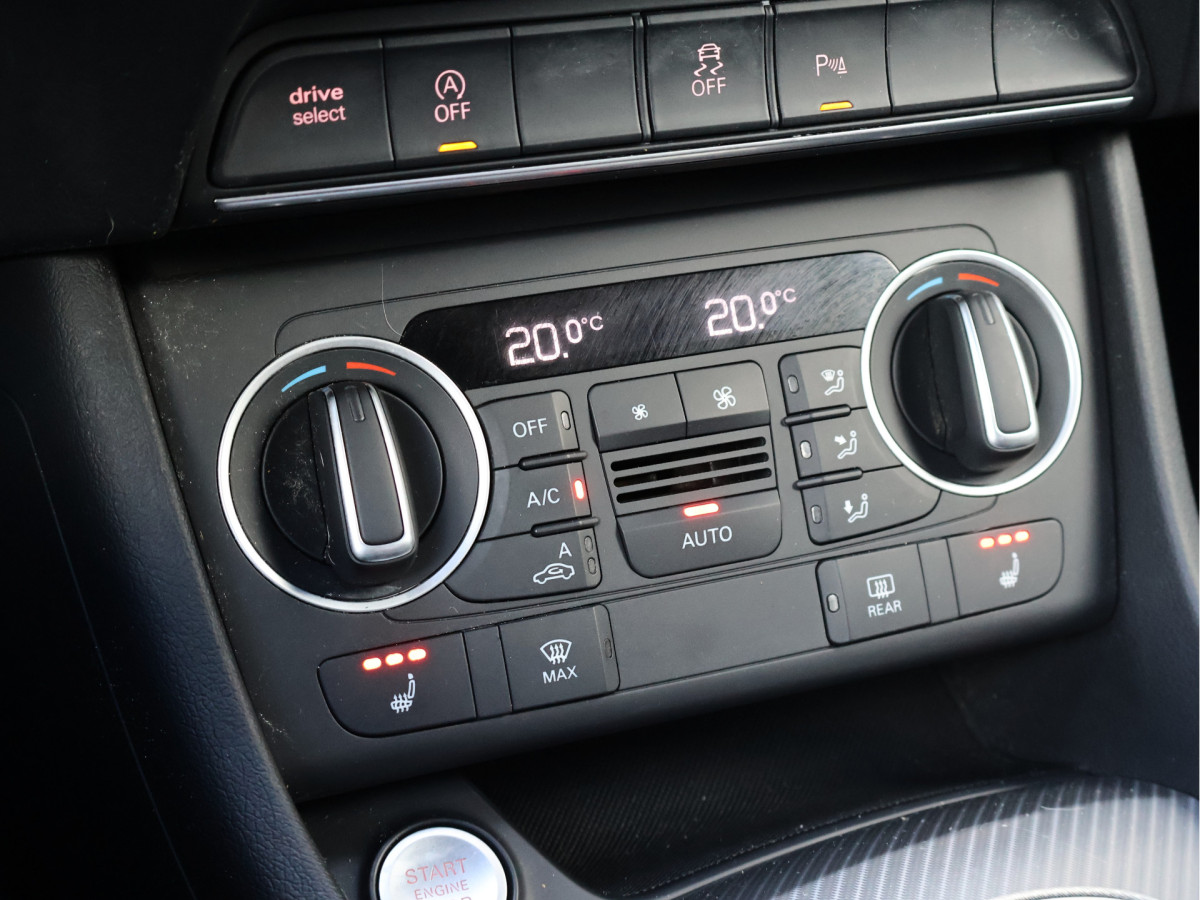Audi Q3 2.0 TFSI quattro S line Automaat