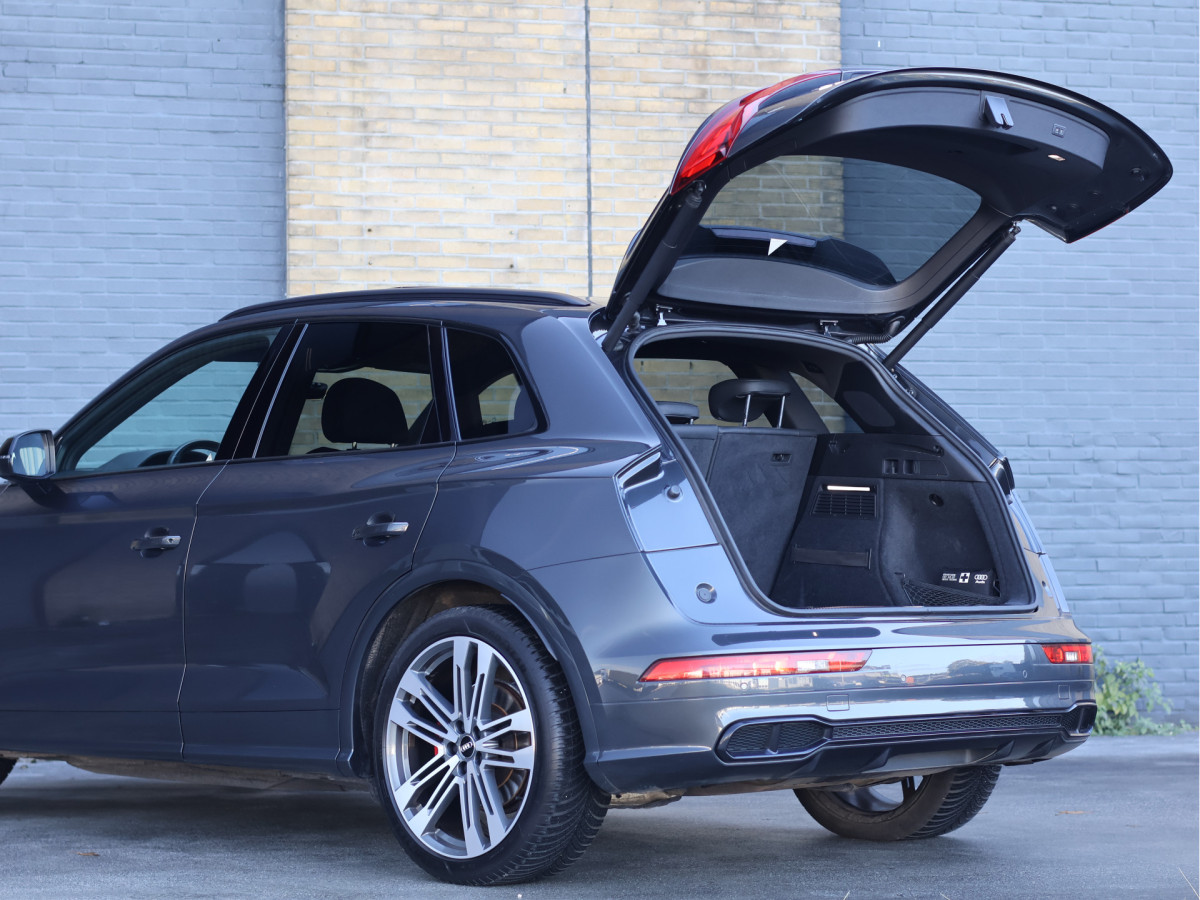 Audi Q5 3.0 TFSI SQ5 V6 354PK quattro