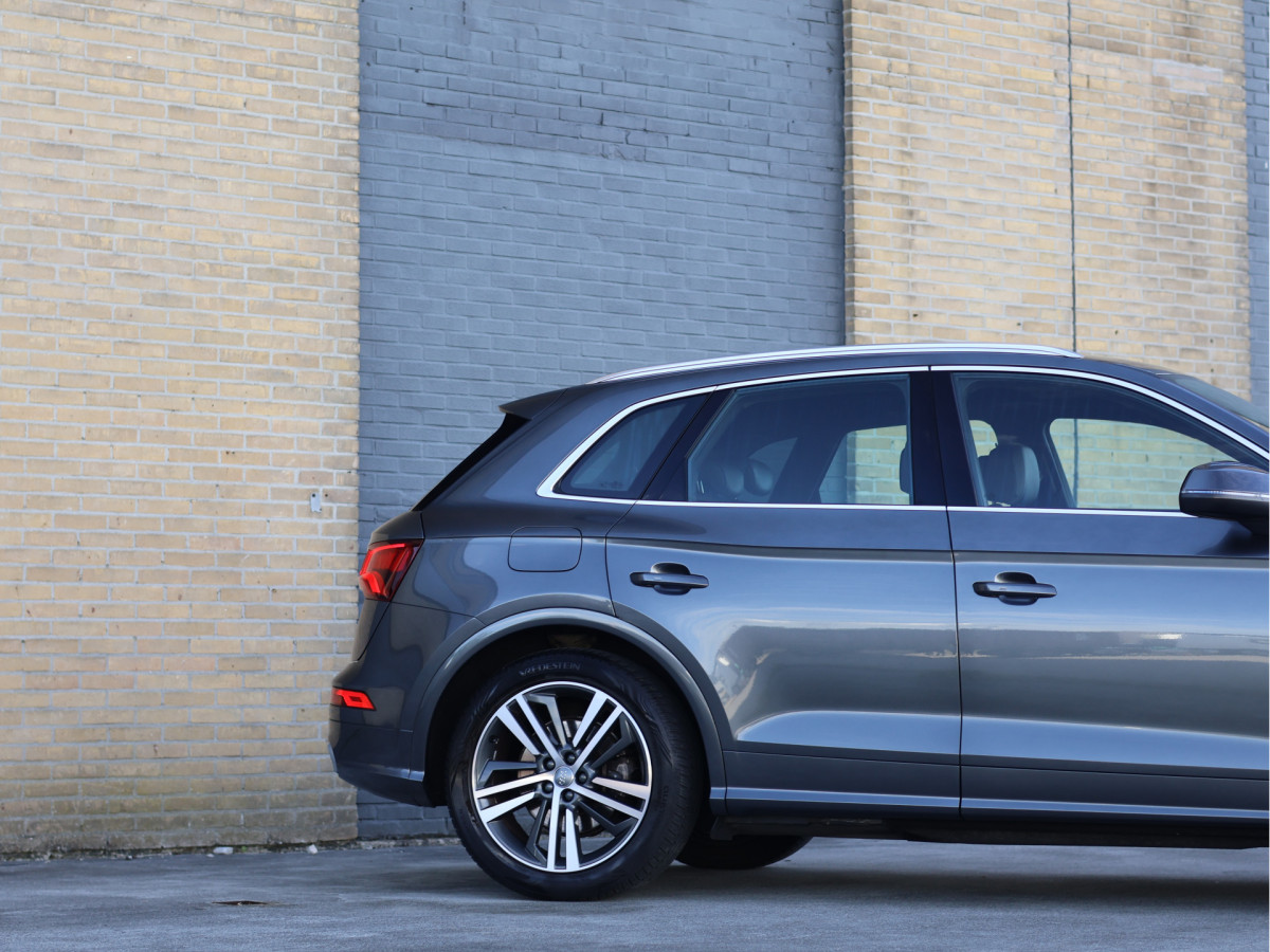Audi Q5 55 TFSI e quattro Competition S-line