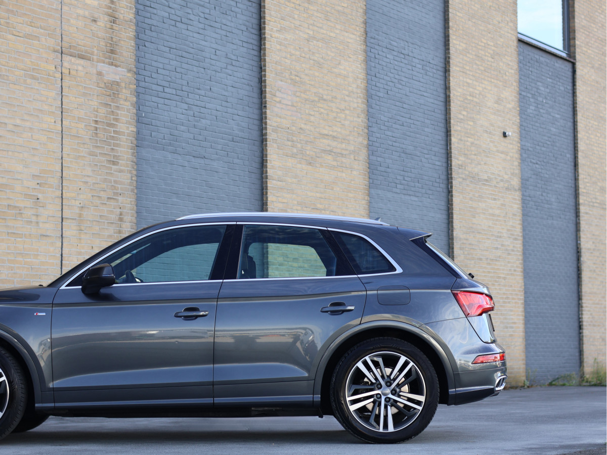 Audi Q5 55 TFSI e quattro Competition S-line